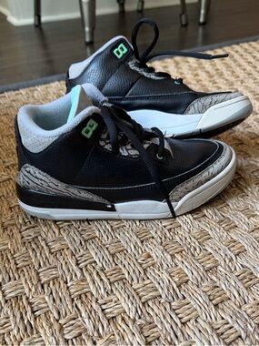 Jordan Kids Black and Grey Sneakers with Mint Accents